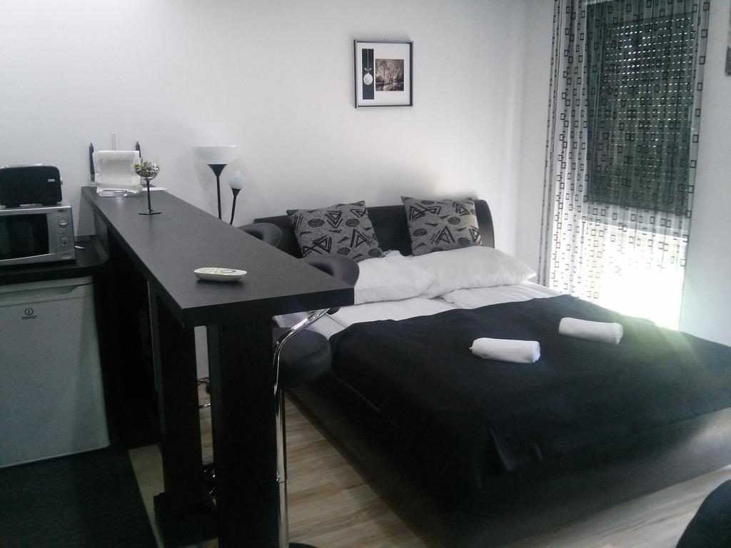 Feszek Apartman Debrecen Room photo